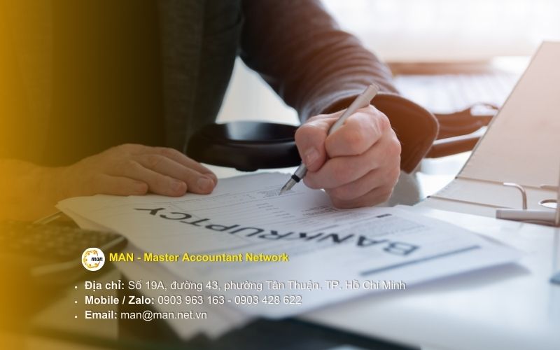 Các đối tượng có quyền và nghĩa vụ nộp đơn yêu cầu mở thủ tục phá sản