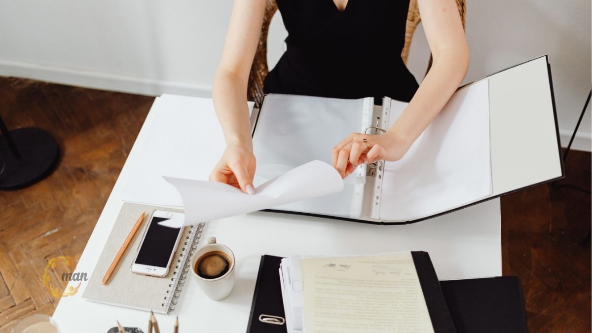 Khái niệm quản tài viên là gì theo pháp luật hiện hành 2026